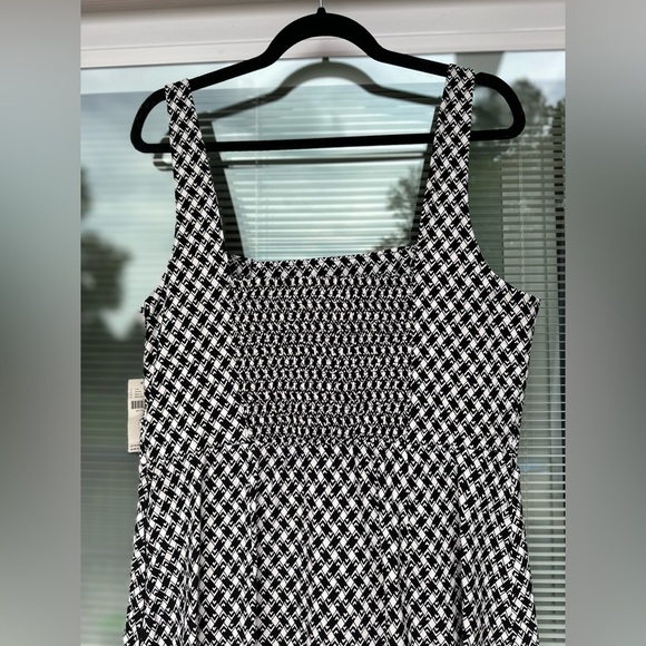 Anthropologie Women’s Ariana Square Neck Asymmetrical Ruffle Hem Dress Size XL - Picture 8 of 11